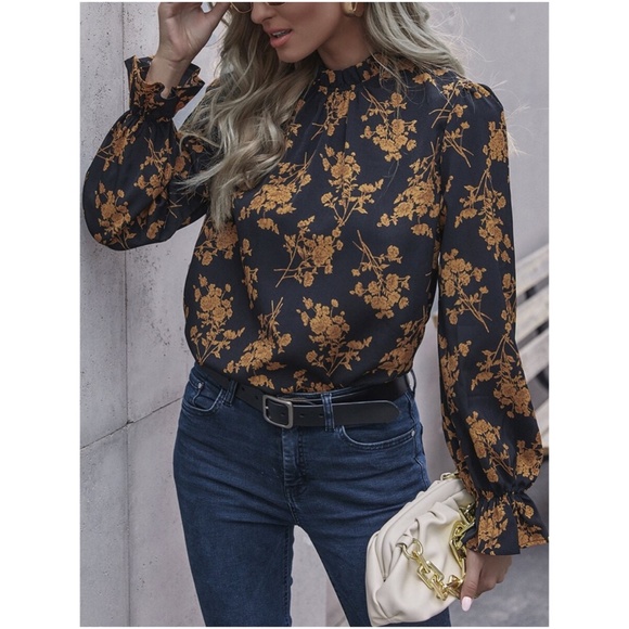 Tops - Boho floral print ruffle classic top black blouse